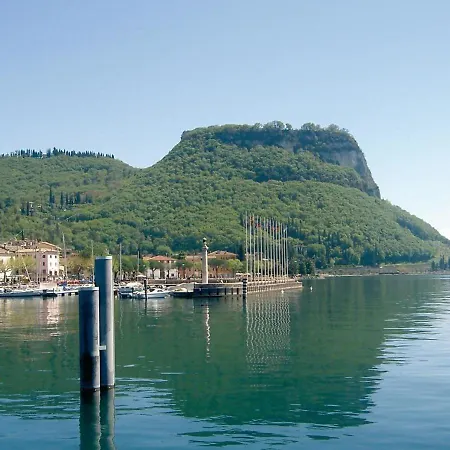 Nido D'amore Con Piscina E Vista * Garde