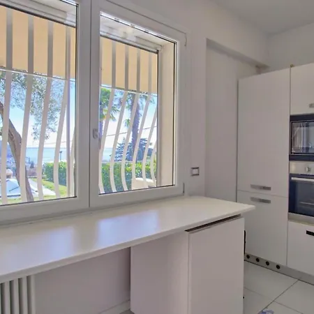 Holiday home Nido D'amore Con Piscina E Vista Garda (Verona)